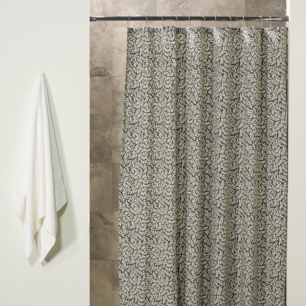 Thomasville at Home - Bouvier Black Shower Curtain – Leaf NWT